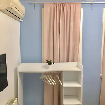 לינה וארוחת בוקר La Bella