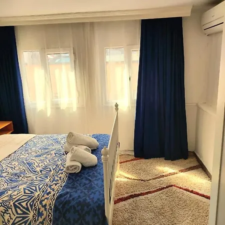 Oda ve Kahvaltı La Bella