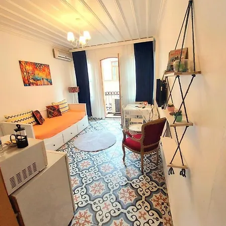 La Bella Bed & Breakfast 3*