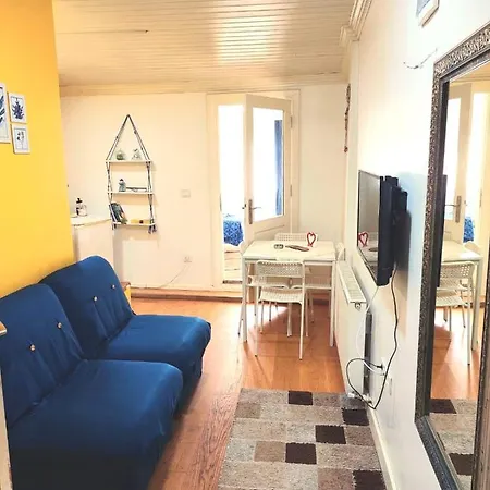 La Bella Bed & Breakfast 3*