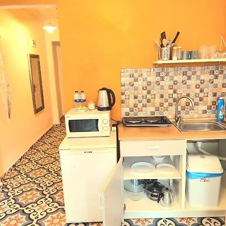 La Bella Bed & Breakfast 3*