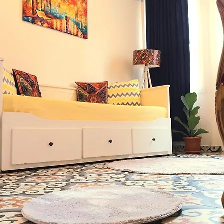 La Bella Bed & Breakfast 3*