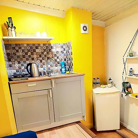 La Bella Bed & Breakfast 3*
