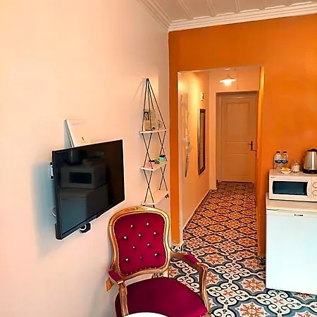 La Bella Bed & Breakfast