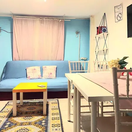 La Bella Bed & Breakfast