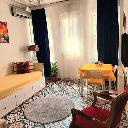 La Bella Bed & Breakfast 3*
