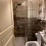 住宿加早餐酒店 La Bella 3*