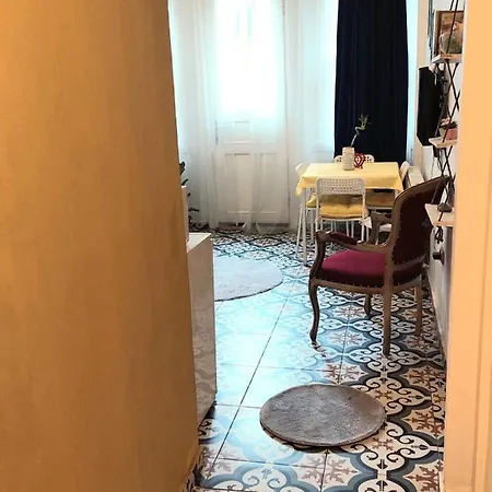 Oda ve Kahvaltı La Bella